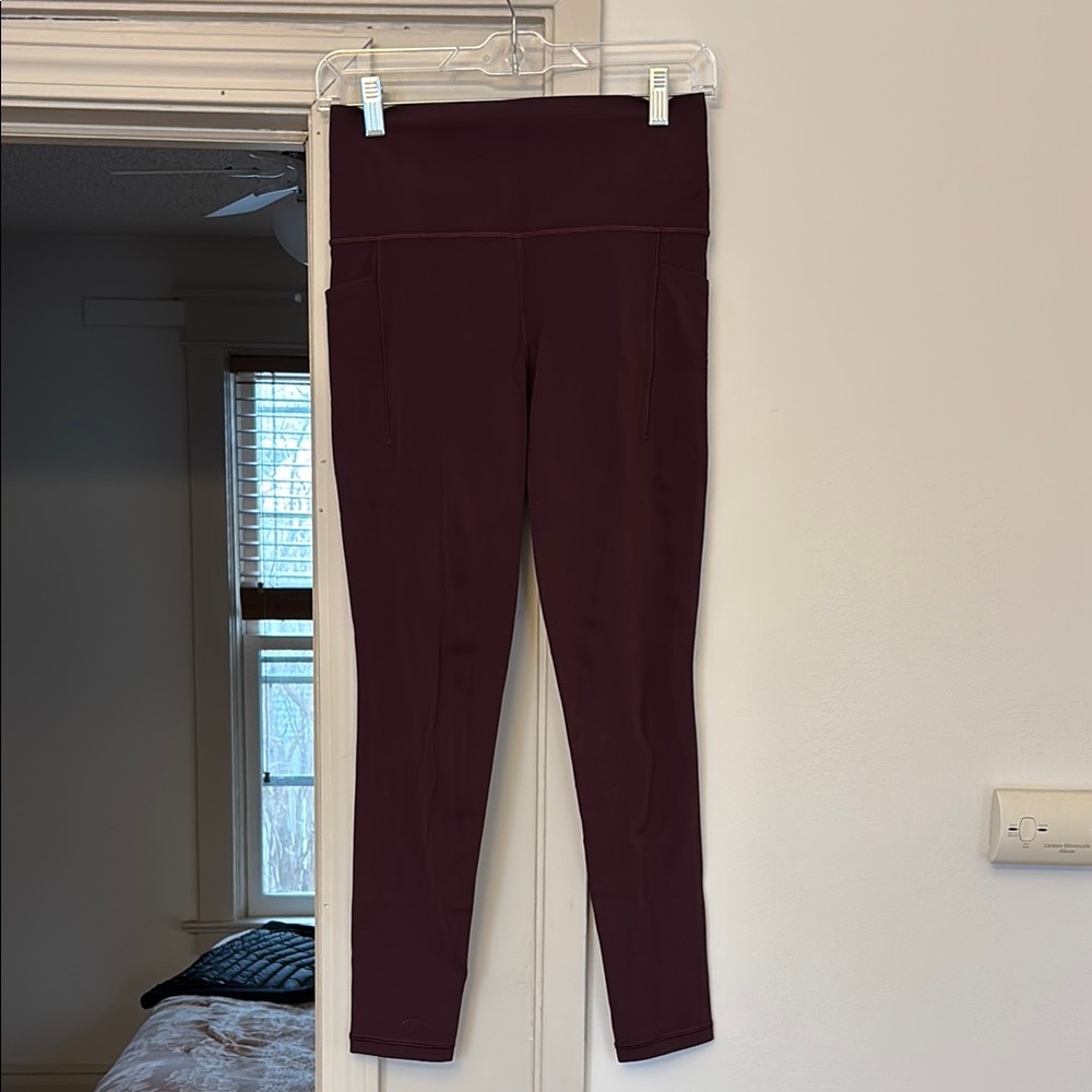 Athleta Salutation Stash High Rise Legging Small